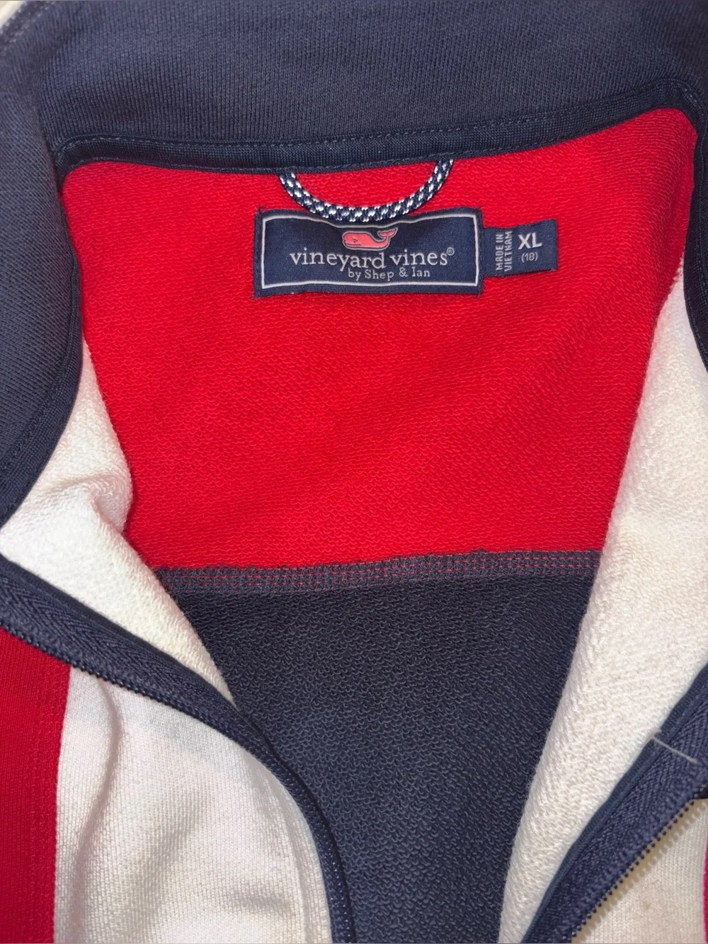 Vineyard Vines Shep Shirt features a patriotic half zip BIG KID SIZE